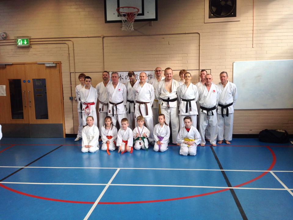 1391707_350977428378963_2142399468_n